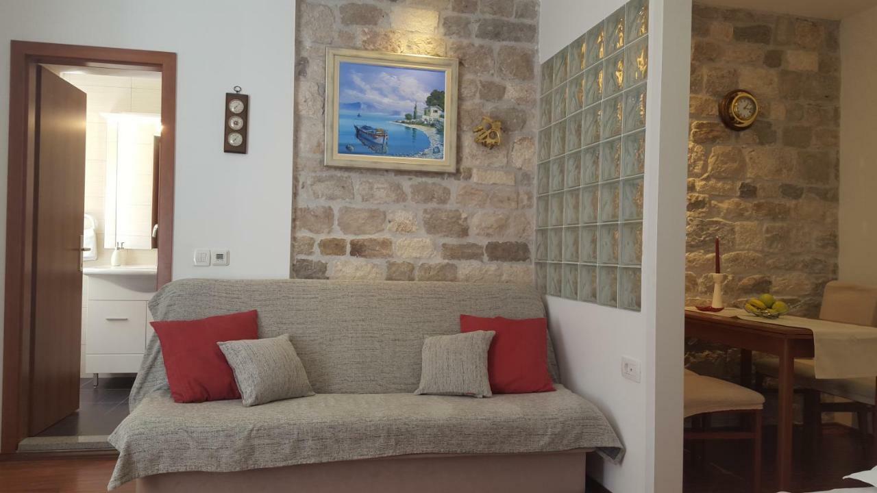 Studio Apartment Mila Split Exterior photo